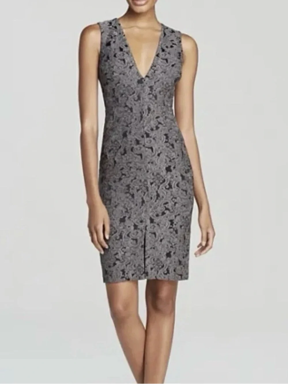 Alice + Olivia Baylee in Grey Black Brocade Lace V-neck Sheath Dress Size 4